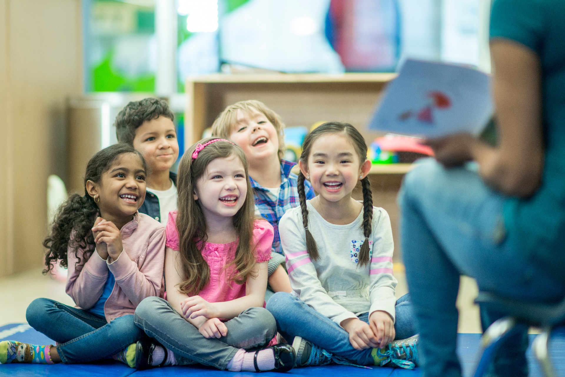 Elementary school students at storytime 